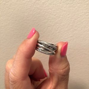 Pandora Ring